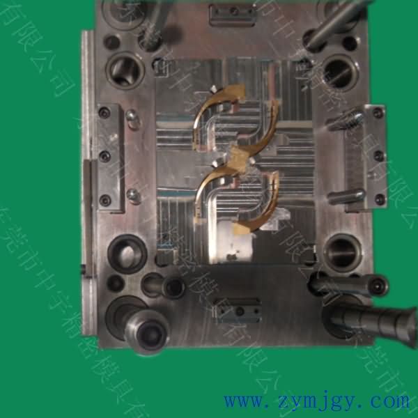 Zhongyu precise mold precise auto parts mold 2