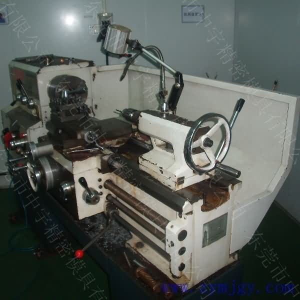 Zhongyu precise mold mold lathe 6